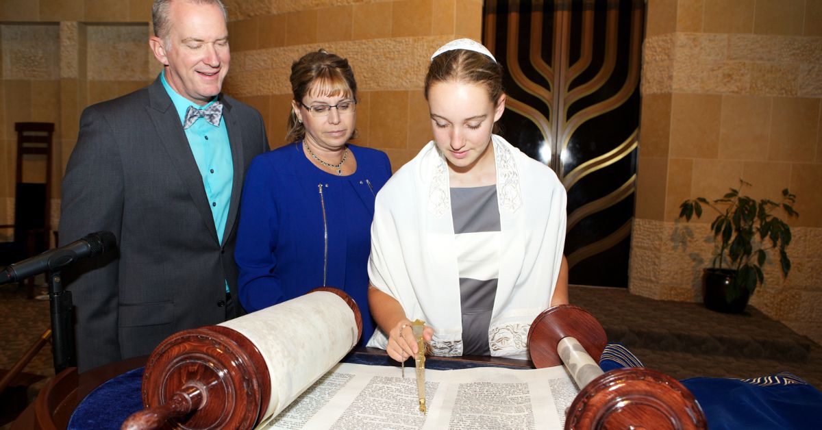 כאן מתחילה החגיגה: ככה בת מצווה הופכת לסיפור גדול באמת